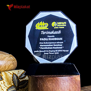 plakat akrilik