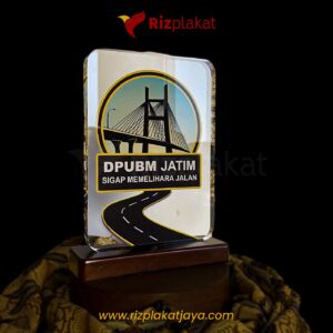 vandel akrilik dpubm jatim